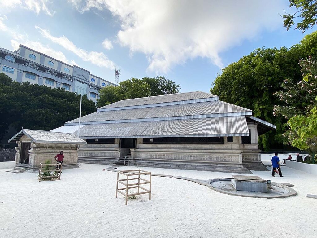 Intricate coral stone carvings of Hukuru Miskiy (Old Friday Mosque) in Malé, a top historical photography spot in Maldives.