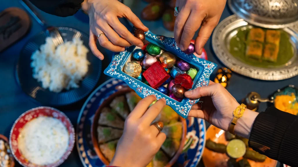 Other than dress code and alcohol, there are larger cultural expectations within the Maldives that one must know about before traveling. These are not printed on airport signs, but these are things of practice, particularly on local islands.

Public Demonstrations of Love.

Couples should not be caught kissing or hugging or even any physical intimacy in any open places that can be seen in the Maldivian culture and cannot be accepted as a tourist exception. This is in the case of local islands and in generally in the public areas. Loving couples have been reported to draw the police attention by being affectionate in the streets and that is a scenario that no one would want to be during a vacation. Another setting is private resort islands but when in a local island or a communal place, contain physical love.

Ramadan

There are other expectations in local islands in particular in case you visit during Ramadan. Eating, drinking or smoking in front of the local residents is regarded as disrespectful and in certain cases it may be prohibited during the day. This does not imply that you should not be able to eat throughout the day but you need to be conscious of how and where you eat. Local restaurants and guesthouses will in most cases recommend to you what is right. Resort Islands that are privately owned are much less strict on Ramadan since they are tourist-only establishments.