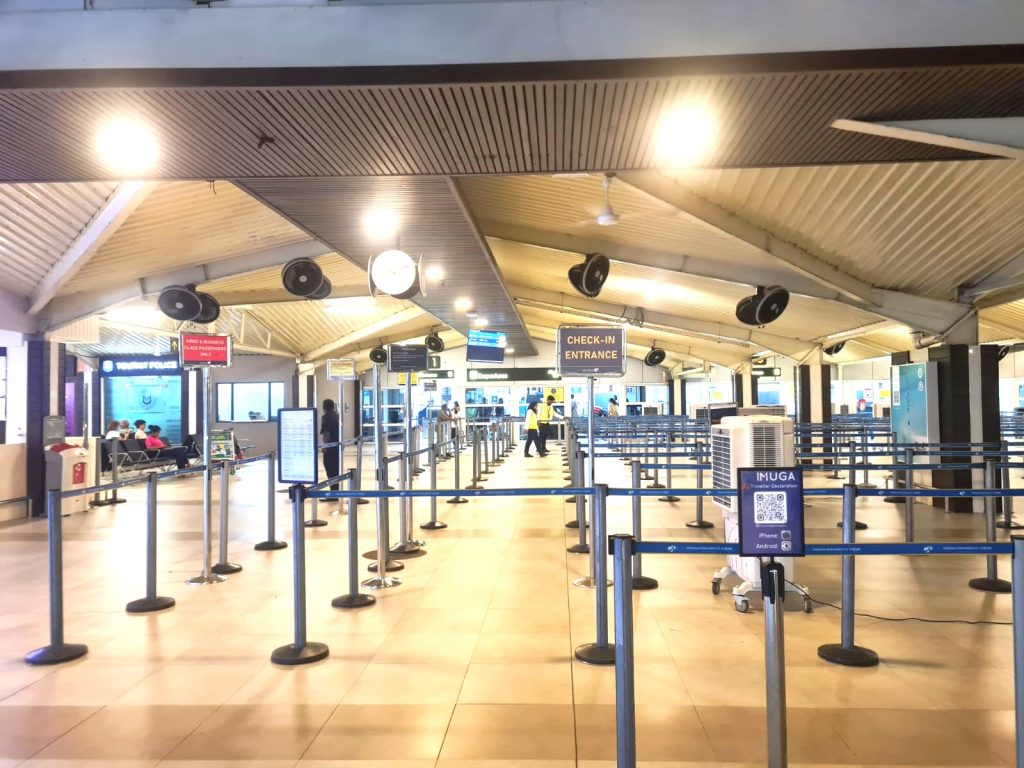 This is among the most common queries posed by the outbound travellers to the Maldives and the answer would be determined by the type of flight you are on and the time of the year you are travelling.

When flying internationally, the general rule is to get at the airport at least three hours before your intended time of departure. Check-in counters are open three hours to the flight and usually close 60 to 75 minutes before takeoff. Scheduling the check-in cut-off is an actual and not an uncommon phenomenon at MLE especially during the high season when the airport is in full swing and the processing is taking longer than the travelers expect.

In case of domestic flights and seaplanes, the safe minimum time is one and a half to two hours before the departure of a flight. Seaplanes and domestic check-in counters usually have closing times of 45 to 60 minutes prior to departure and this will be very limiting when one happens to be late.

Why Departure Takes Longer Than You Expect
Why the three-hour guideline is not at all exorbitant is because leaving Velana entails more procedures as compared to an ordinary airport. The initial baggage security check is the first and it surprises most first time visitors as it occurs even before you get to the counter where your bags are checked. Check in bags pass through a specific scanning station and only then are you sent to the line of check-in. This will increase the process by 10-20 minutes before you have even printed your boarding pass.

Upon checking in, you retrieve your boarding pass, then you go up the stairs to the immigration before passing through the normal hand-luggage security check. Both these measures have the ability to create significant queues at the busiest times especially where a number of international flights are taking off at the same time. In other airlines, the security check requires a physical piece of paper called a boarding pass where you need to pick one up at the check-in desk no matter whether you have pre-checked in online or not. Before travelling, check with your airlines to ensure that you have what they require.

In the case of the transfer of the traveler to the airport via seaplanes or speedboat, the resort is often responsible in scheduling the transfer time depending on the time of your flight. Nevertheless, it bears confirmation that you too should make your transfer arrangements with the resort at least 24 hours before your day of departure, especially during the early morning flights when time margins are at their lowest. Departure tax is usually a part of your ticket and does not involve any individual payment when you are at the airport.